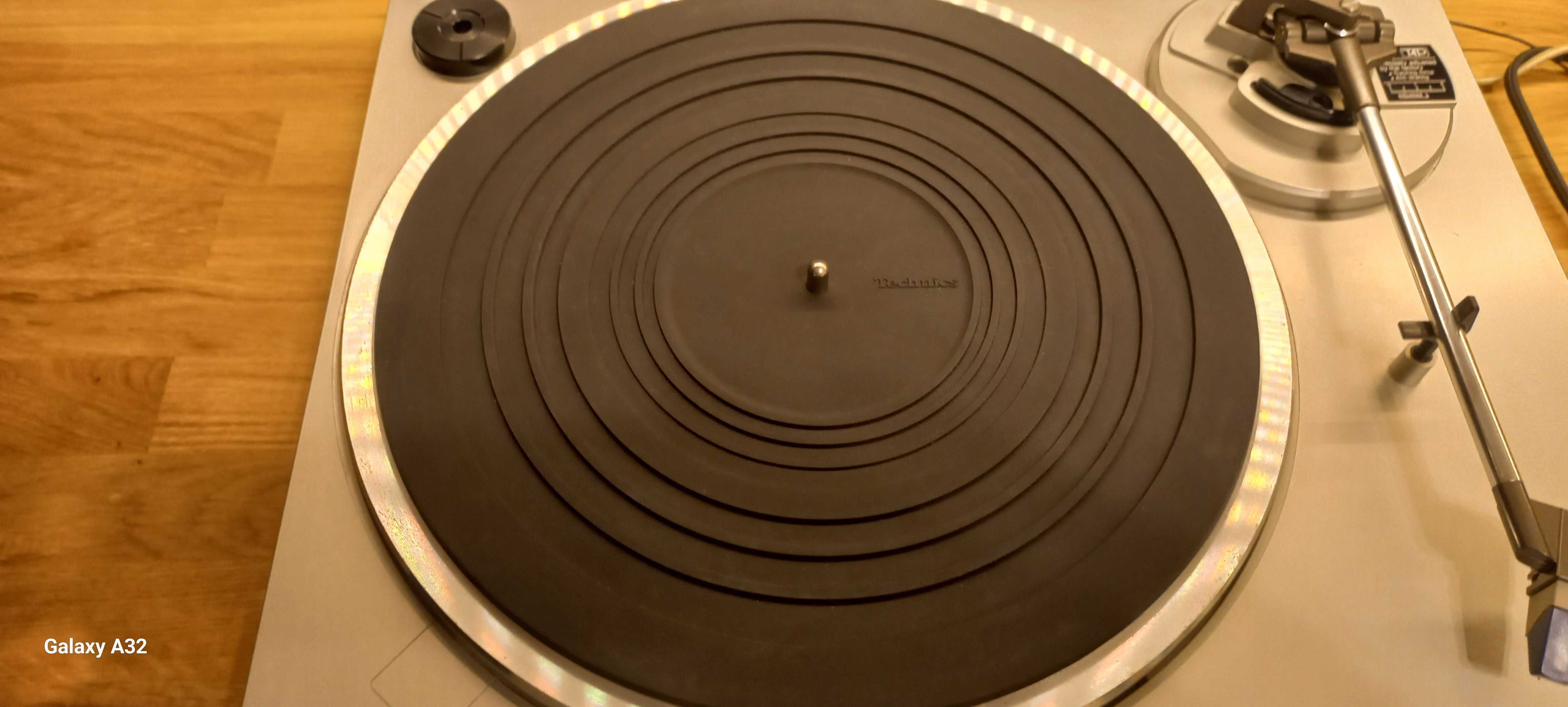 Gramofon Technics SL-QD21