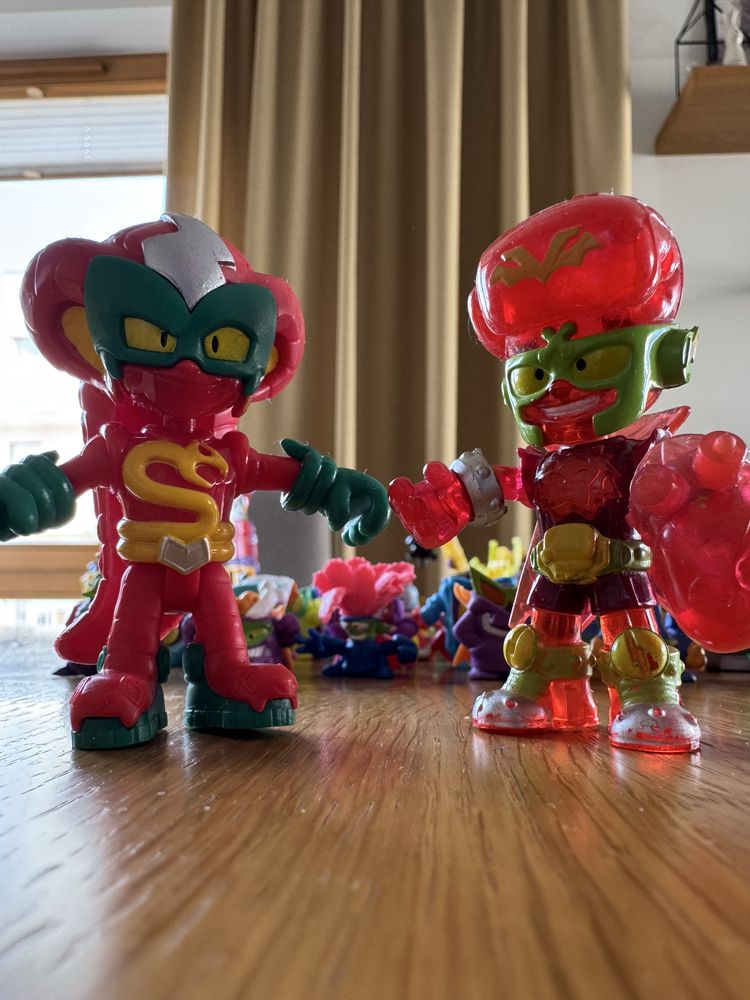 Figurki SuperThings