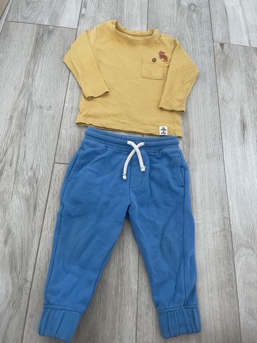 Zestaw bluzeczka z długim rękawem + dresy rozmiar 80