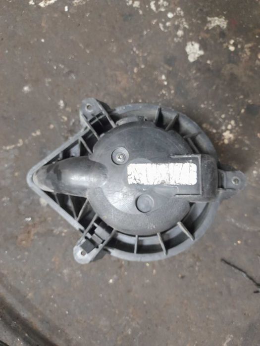 Моторчик пічки печки реостат резистор Рено Трафік Опель Віваро