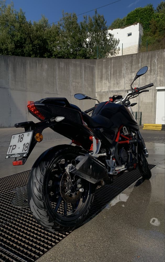 Benelli bn 251