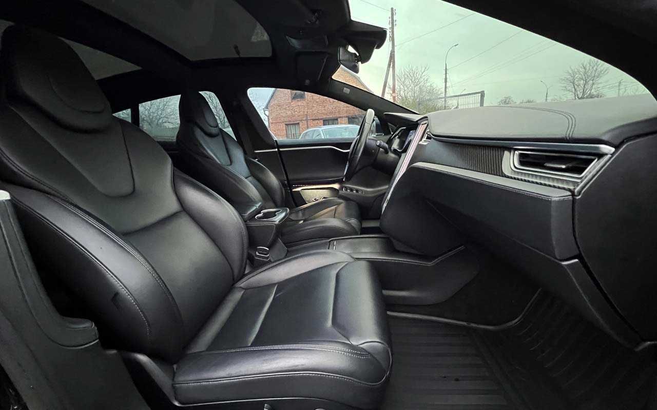 Tesla Model S 2017