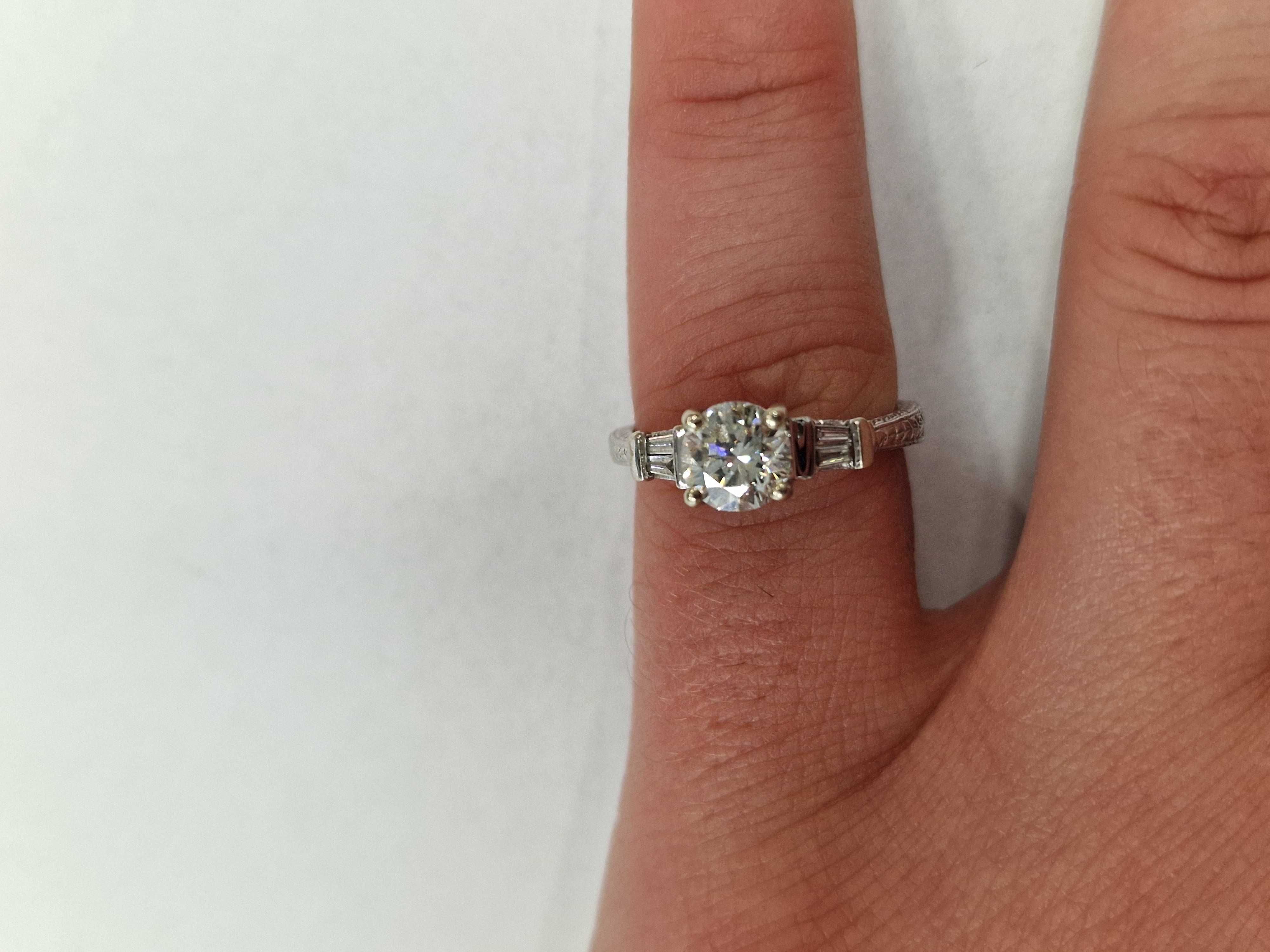 Złoty pierścionek damski/ 585/ 3.78 gram/ R12/ DIA 0.96 CT VS/ wycena