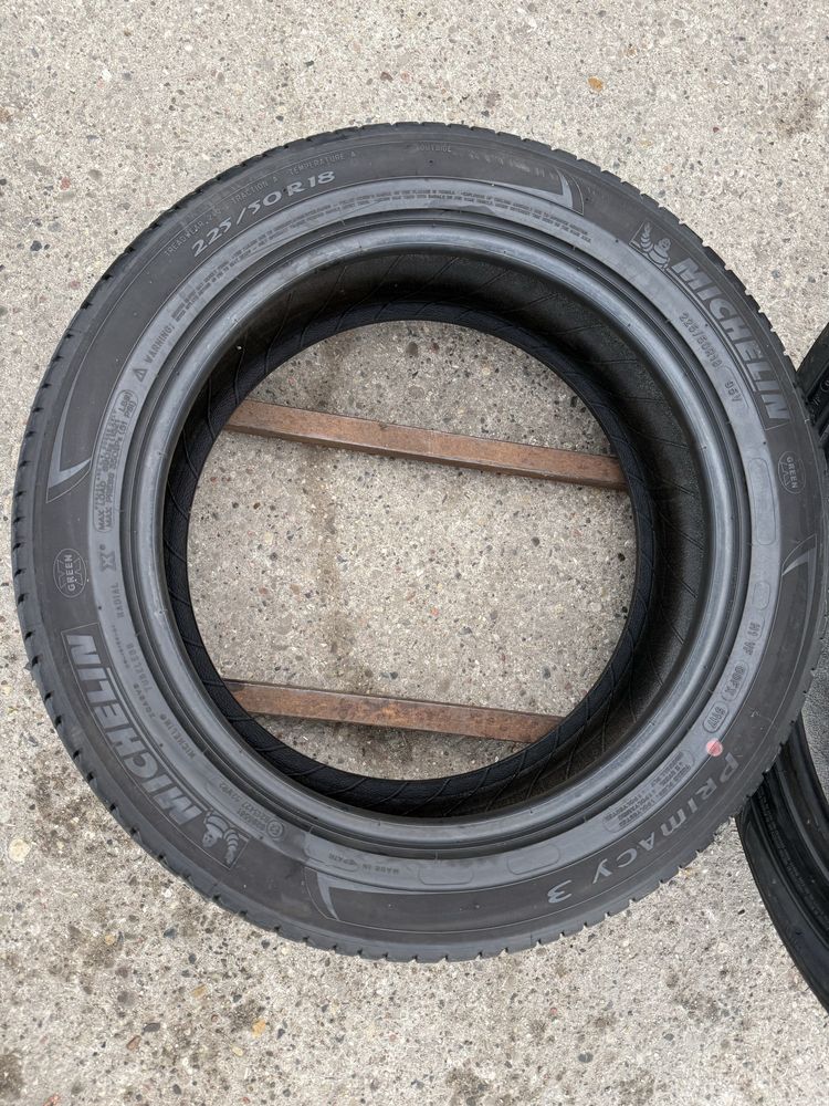 Opony 225/50R18 Michelin Primacy3 17rok , widoczne paski