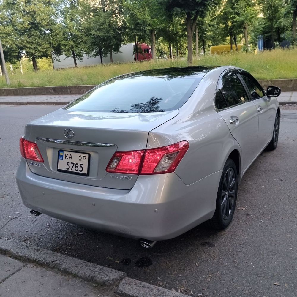 Lexus ES 350 идеал! Низ рынка!
