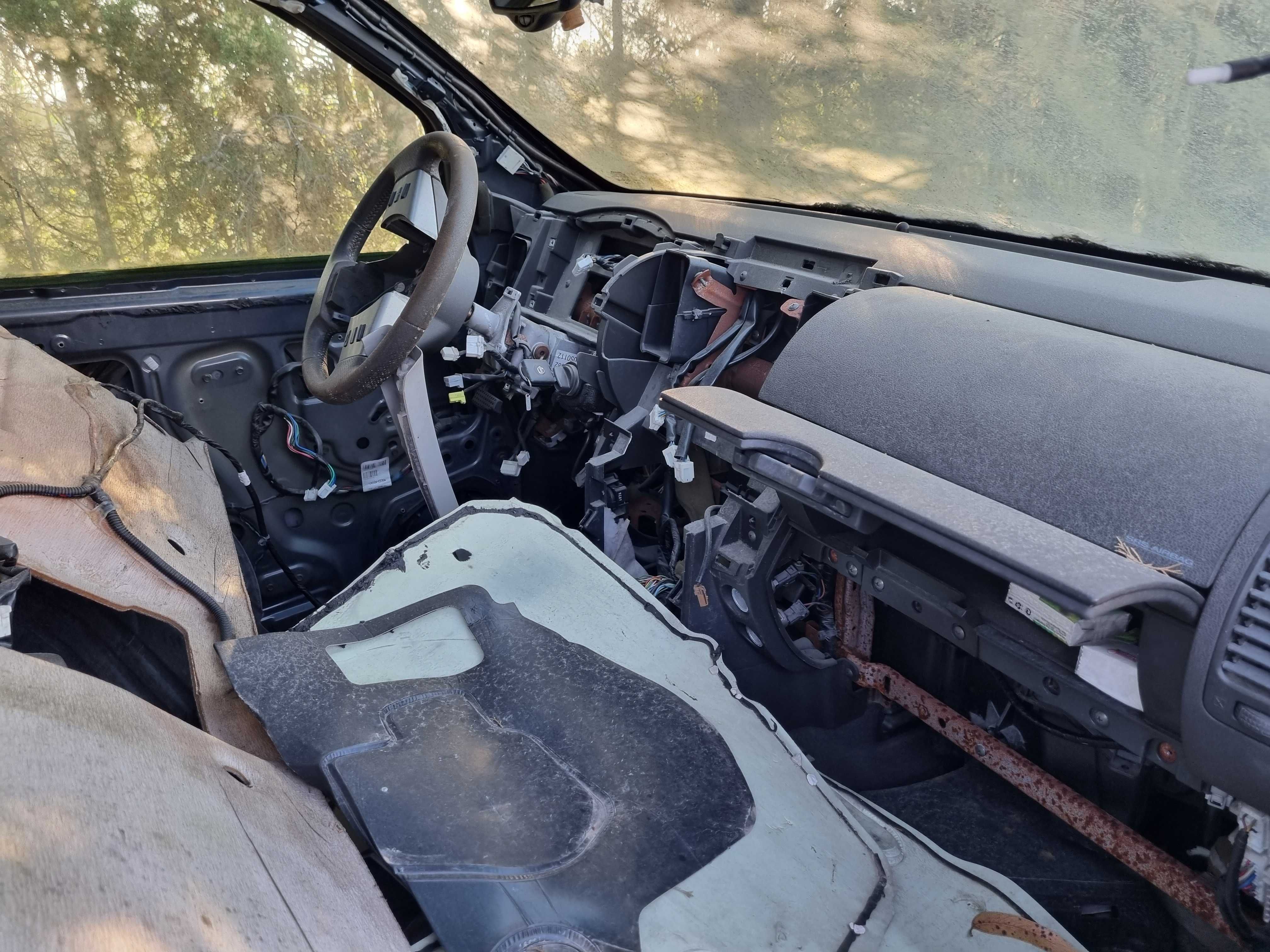 Nissan Pathfinder 2.5 DCI Peças