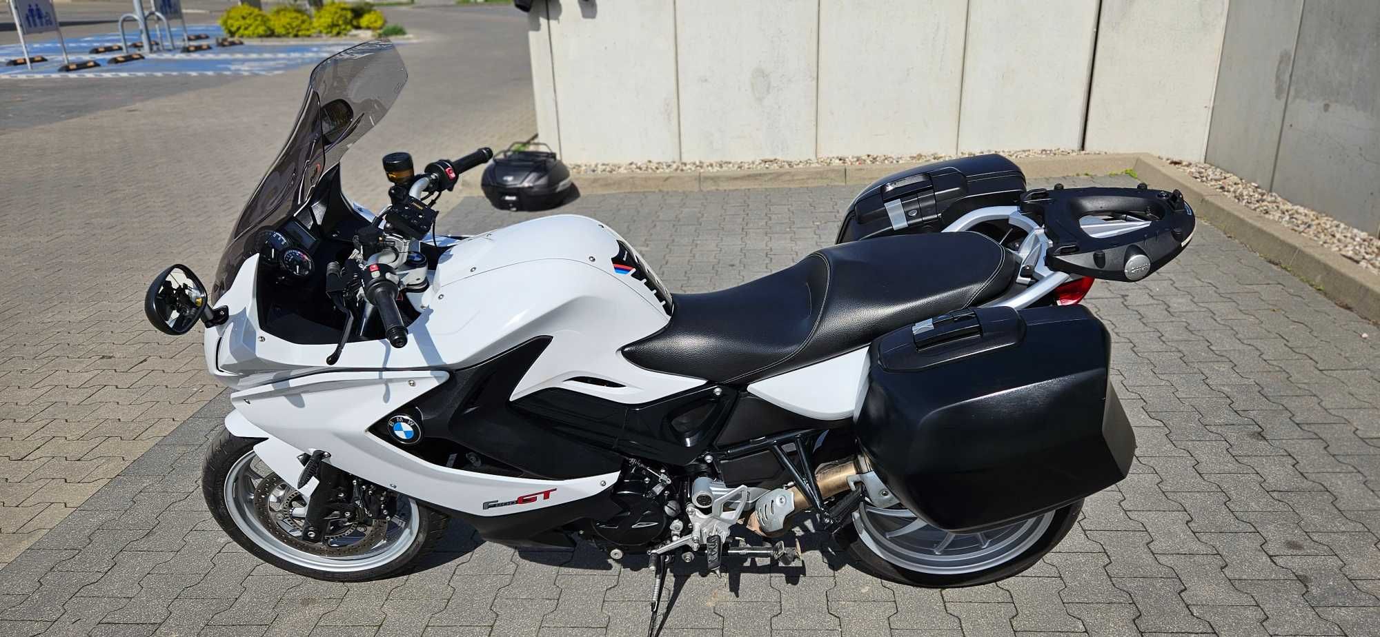 Sprzedam BMW F 800 GT w  pełni wyposażony