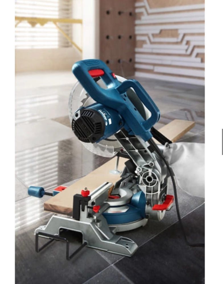 Торцювальна пила Bosch GCM 216 Professional