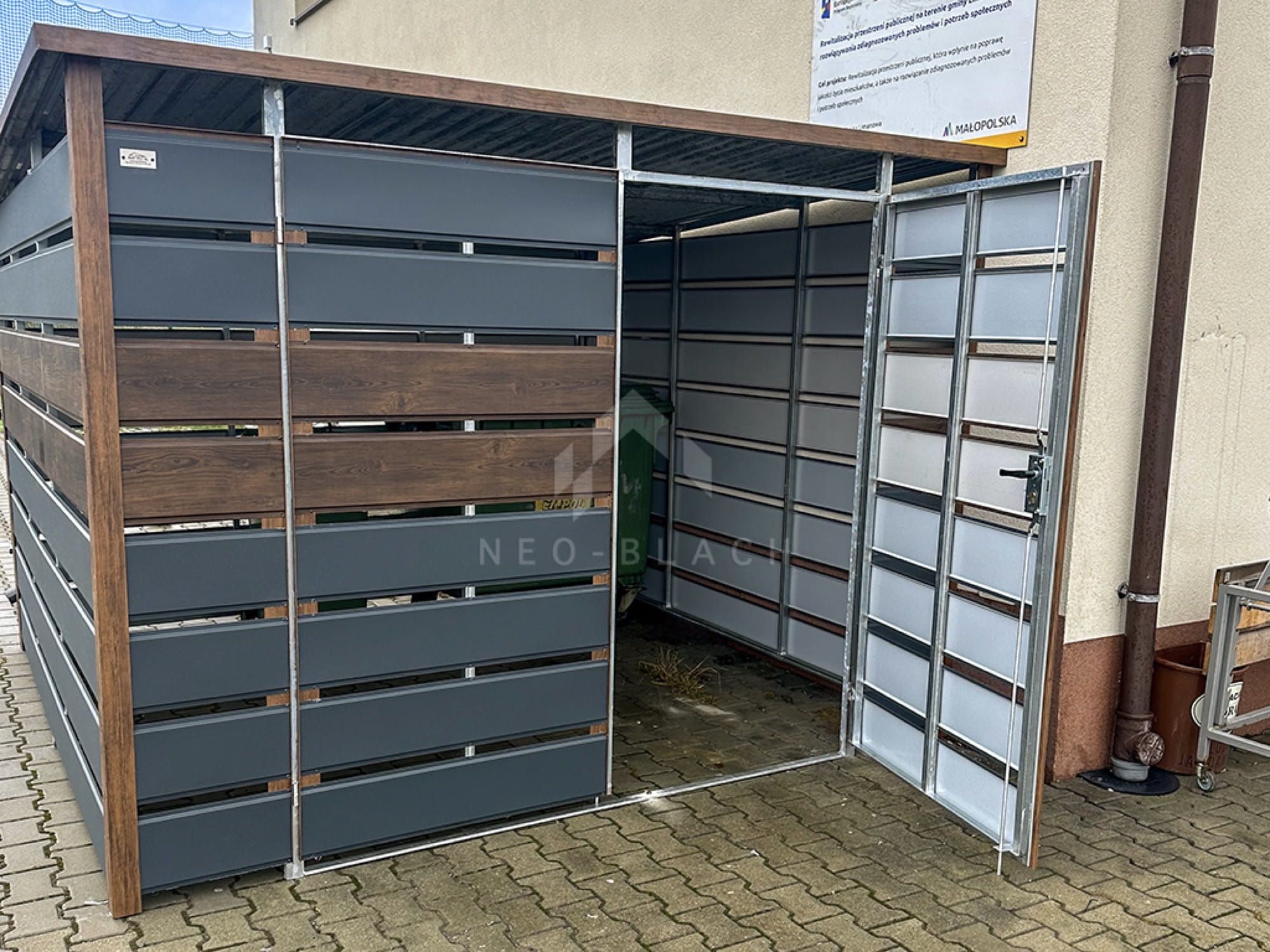 Wiata Śmietnikowa - Schowek 3X3M - Antracyt - Drewnopodbny  Nb106