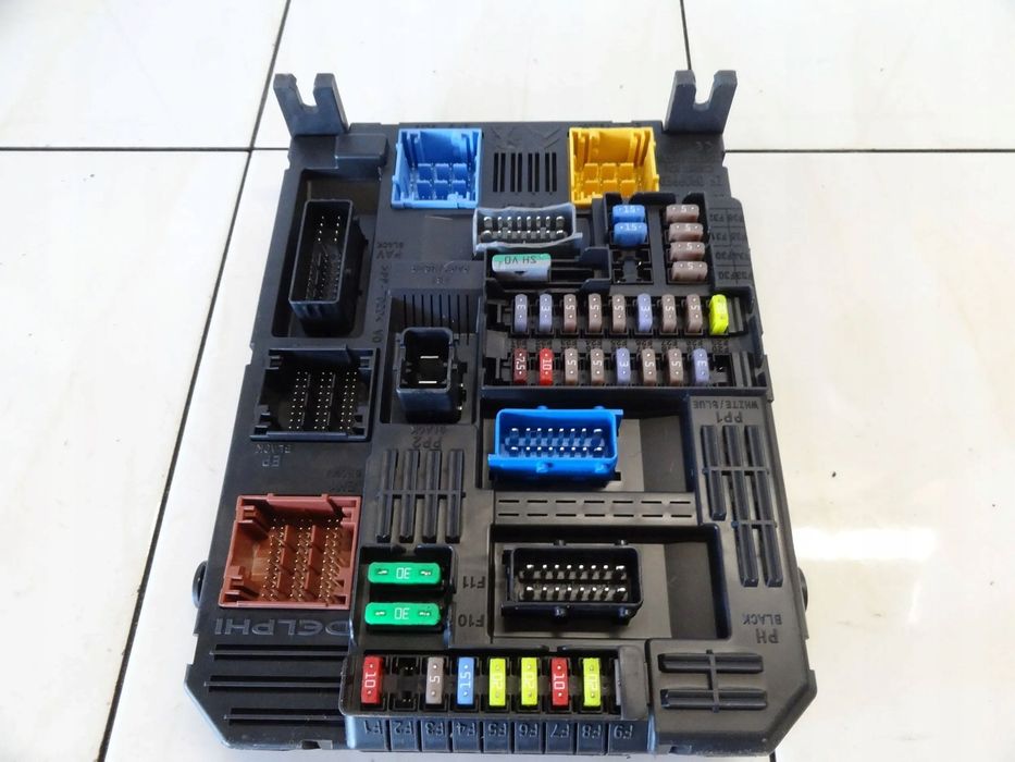 Opel Grandland X 2019 1.2 Turbo moduł Bsi -E15--CEM00 9830813080-00