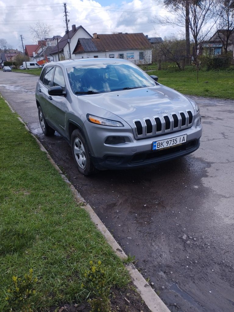 Jeep Cherokee sport