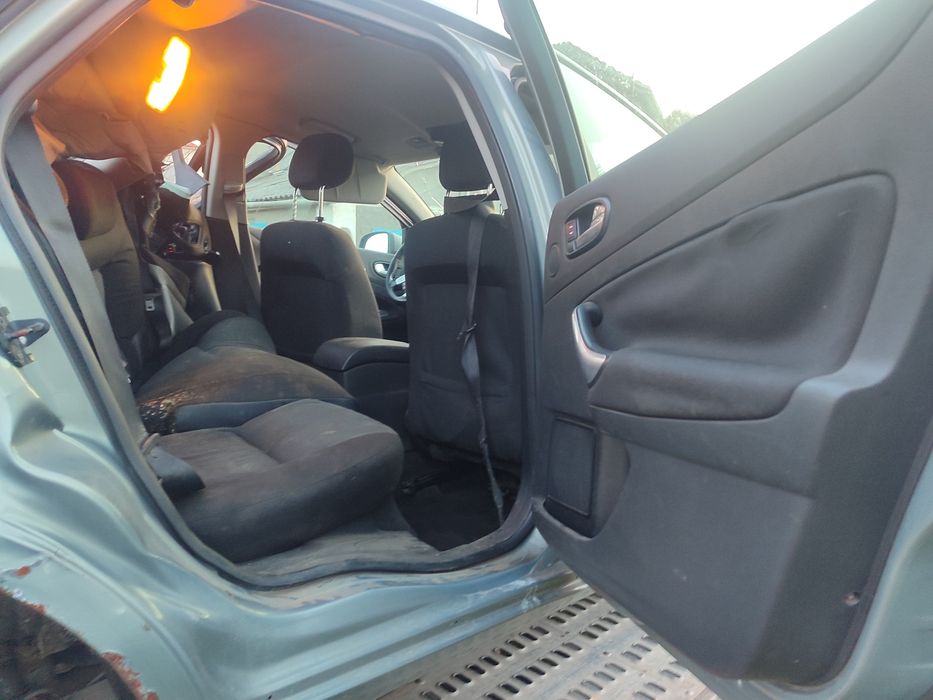 Ford Mondeo MK4 1.8dizel 2007rik