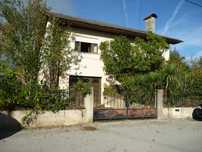 Vende-se moradia T3 em Mortágua (Vale de Açores)