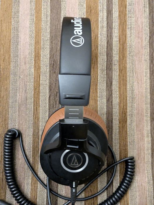 Auscultadores Audio Technica ATH-M40X