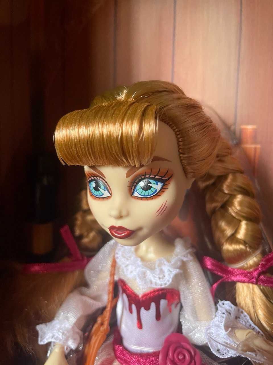 Коллекционная кукла Аннабель Монстер Monster High Skullector Annabelle