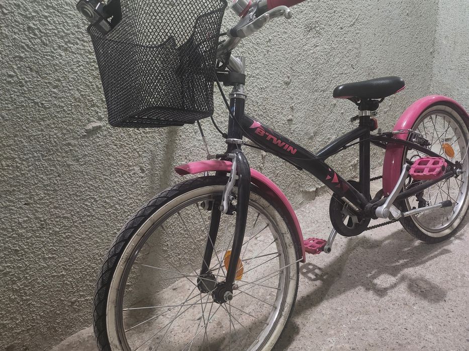 Rower B-Twin 20" dla dziewczynki