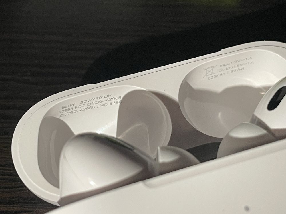 AirPods Pro (2 gen., USB-C) в полном комплекте