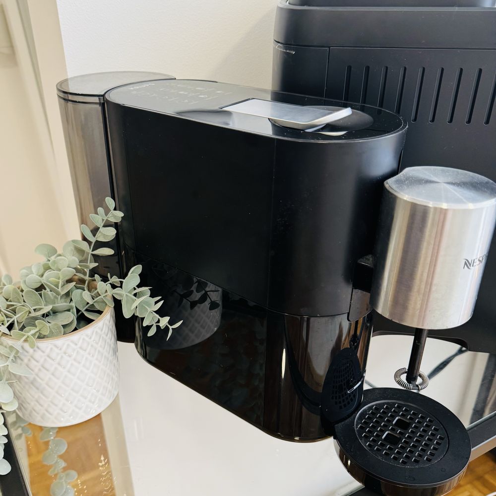 Cafeteira Nespresso Atelier