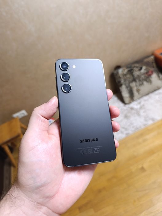 Samsung S23 8/128 офіційний ‼️‼️‼️