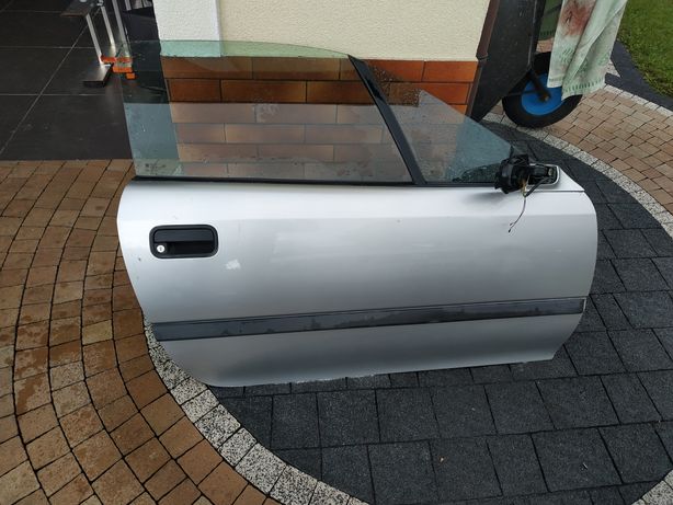 Drzwi Opel Calibra