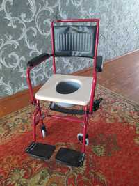 Нове інвалідне  Крісло каталка з санітарним обладнанням  Инвалидноое