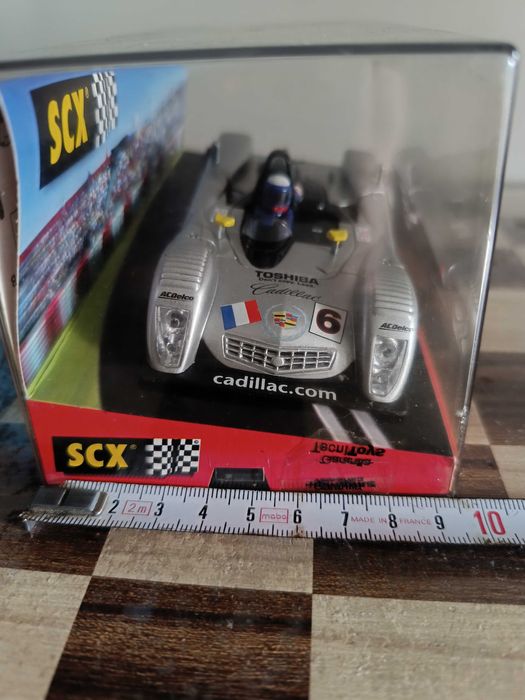 Scalextric Cadillac Northstar 24H Le Mans 2001 1:32