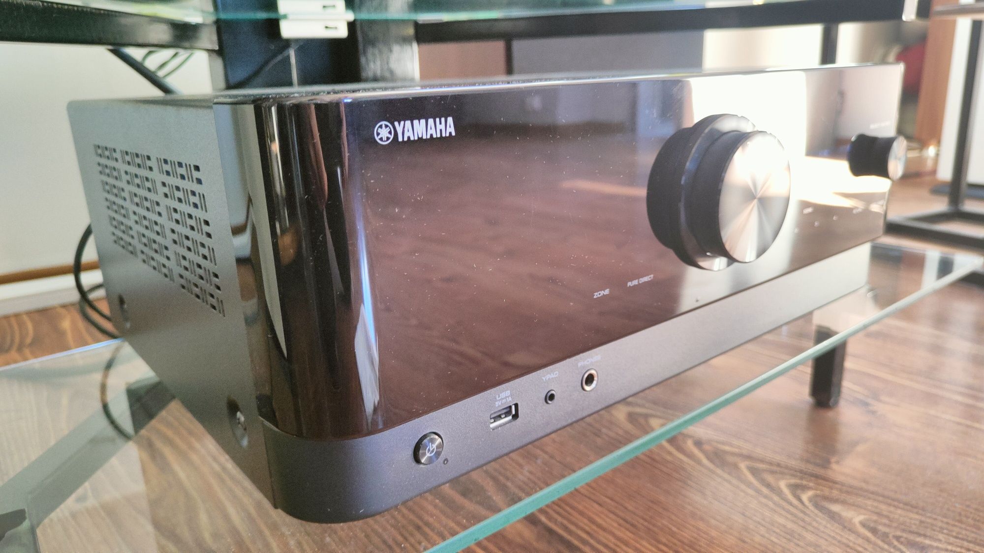 Yamaha RX V4A amplituner 5.2