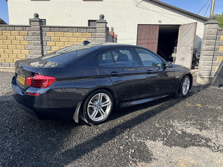 Двері BMW 5 F10 416 . БМВ 5 Ф10 перед зад рістайл