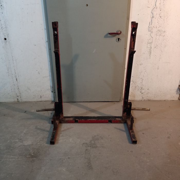 Stojaki pod sztangę