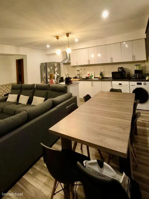 T3+1 Renovado em Mem Martins – Pronto a Habitar!