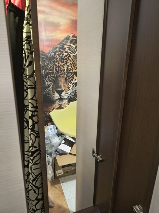 Komplet mebli szafa - garderoba podswietlana plus slupek