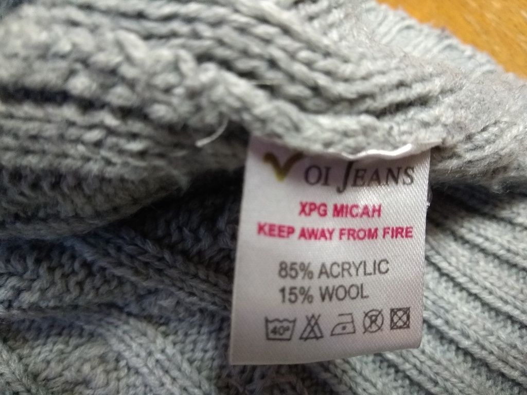 Pulower męski S syg.VOI jeansCo z kapturm welna