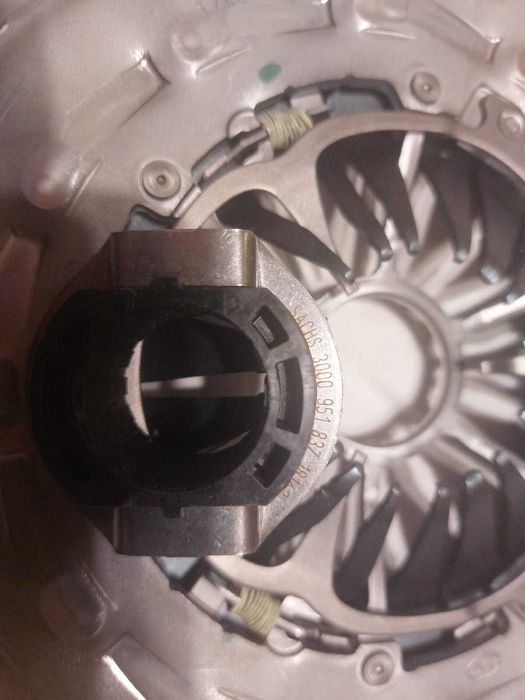 Nowe sprzęgło + tarcza, łożysko firmy SACHS