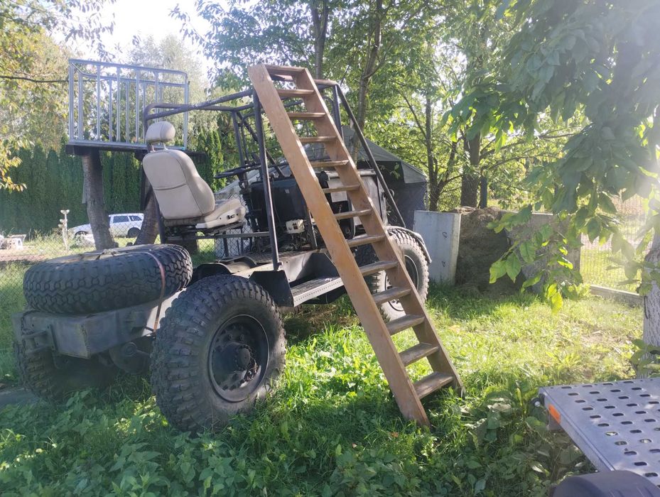 Schody drewniane  piwnica rezerwacja !!