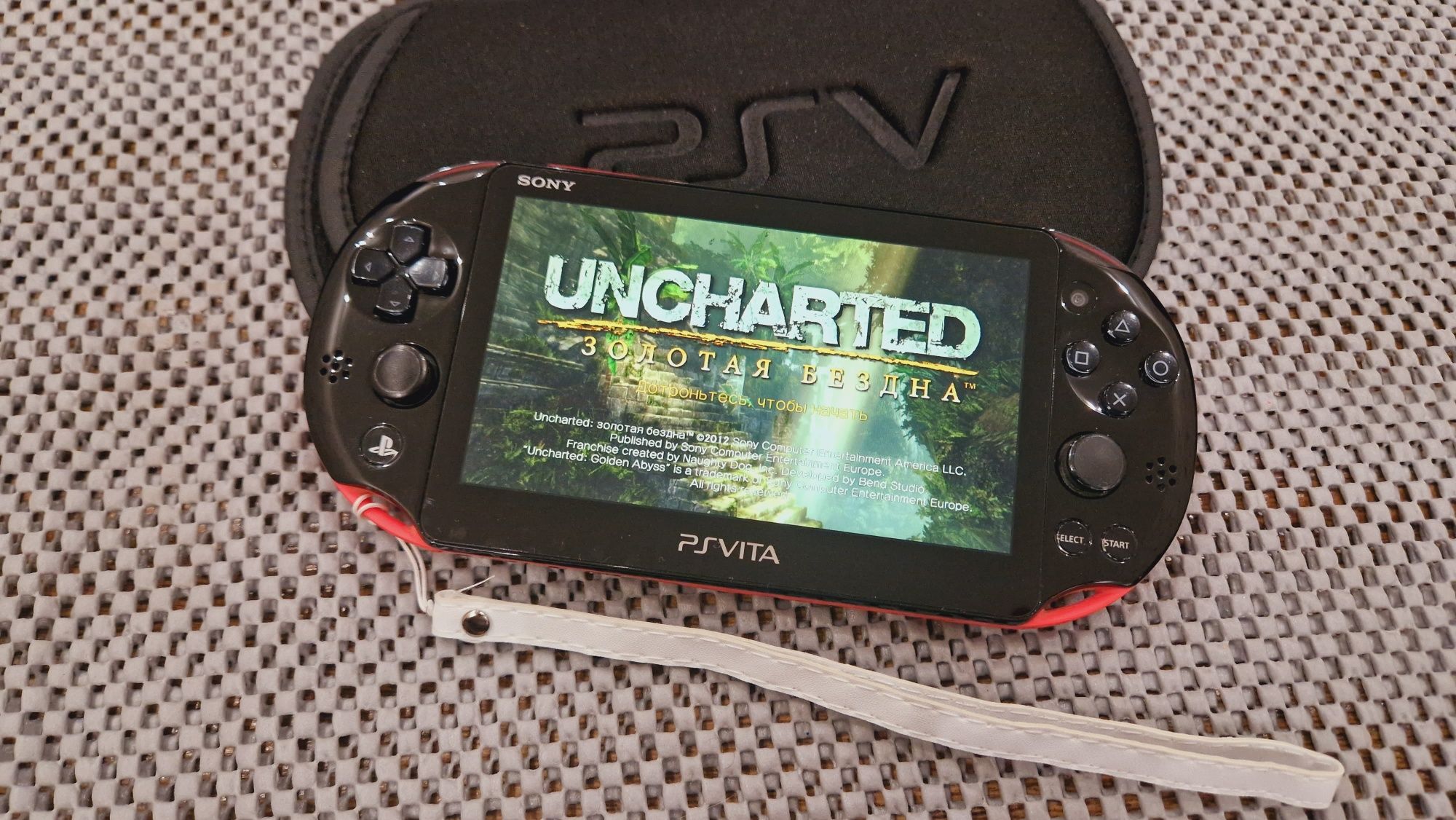 Ps Vita Slim 64гиг +50 игр+ чехол!