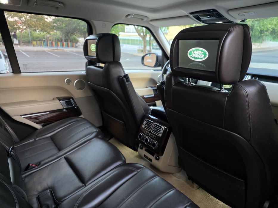 Land Rover Range Rover Vogue 3.0 TDV6 – Full Extras