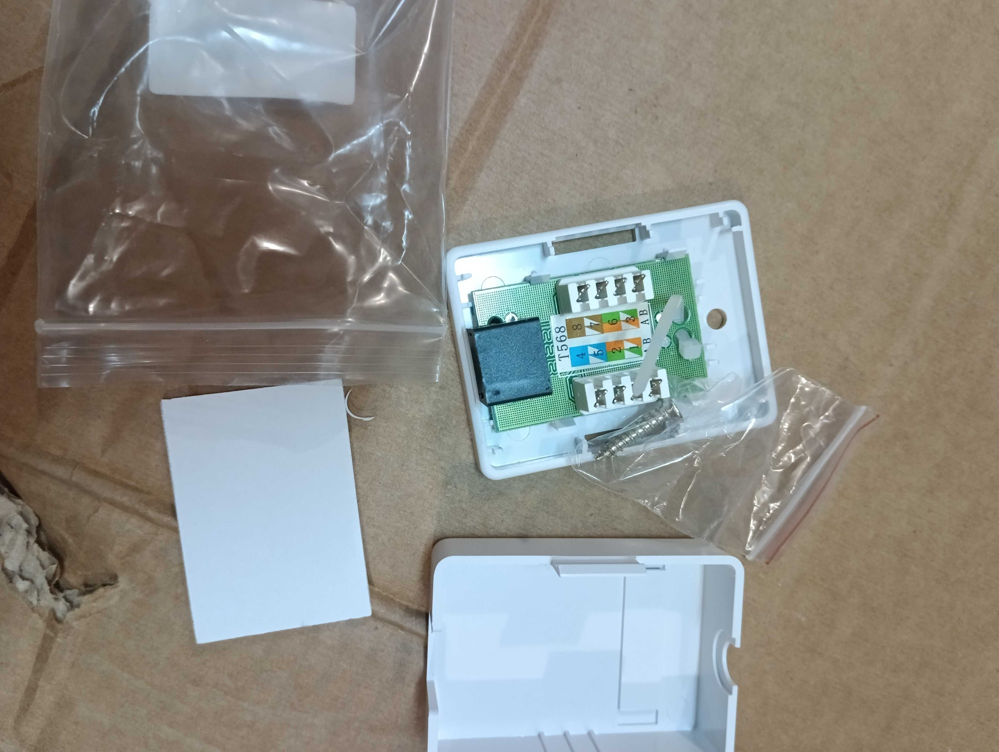 Розетка настенная с модулем RJ45 и без модуля