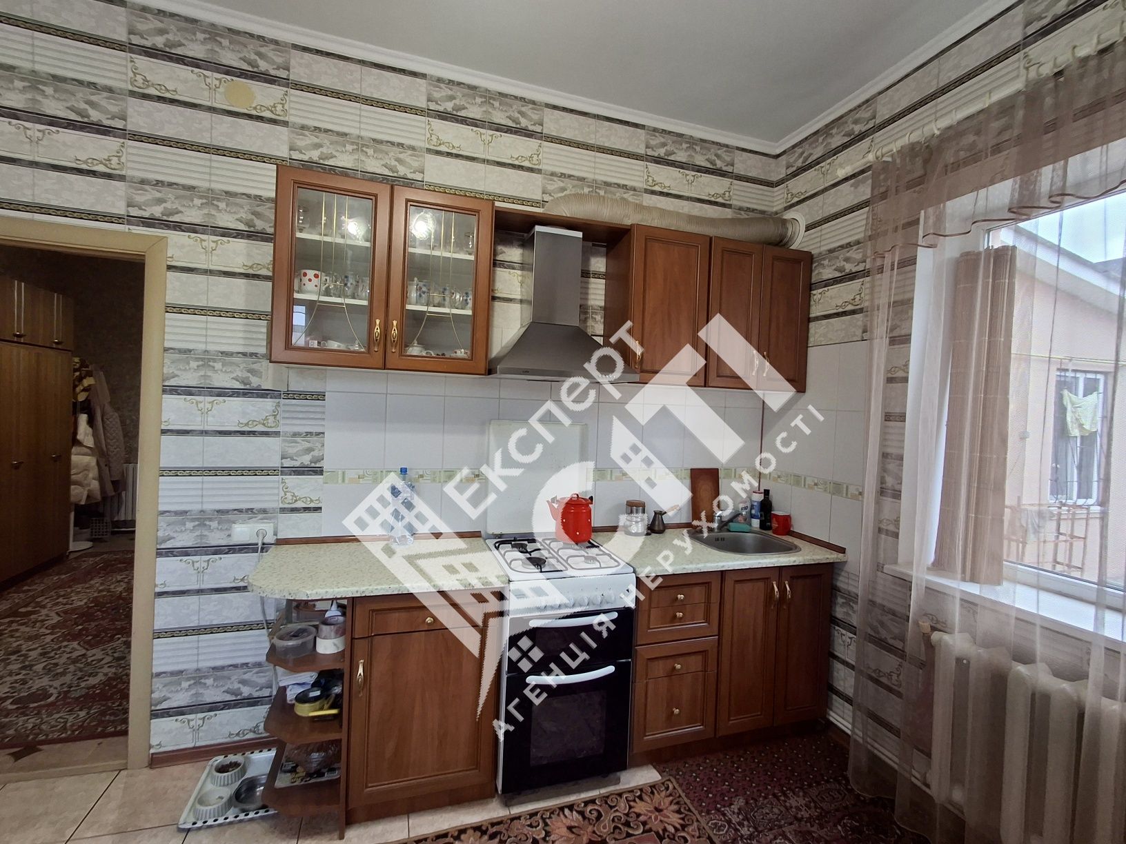 Добротний будинок. Поряд мкрн. Зарічний.