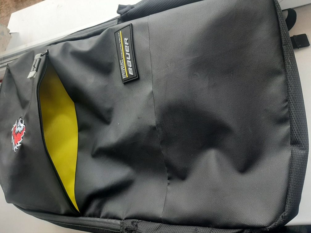 Продам рюкзак новий Bauer s21 Elite