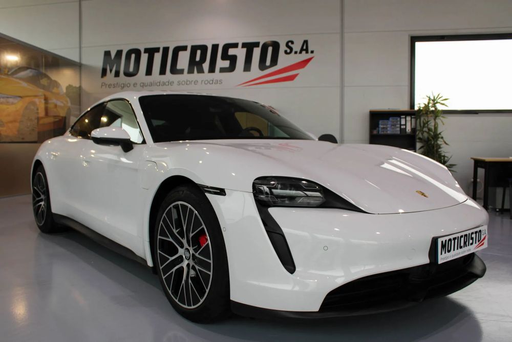 Porsche Taycan 4S
