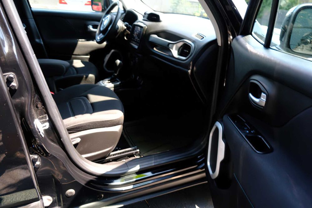 Jeep Renegade Latitude      2018