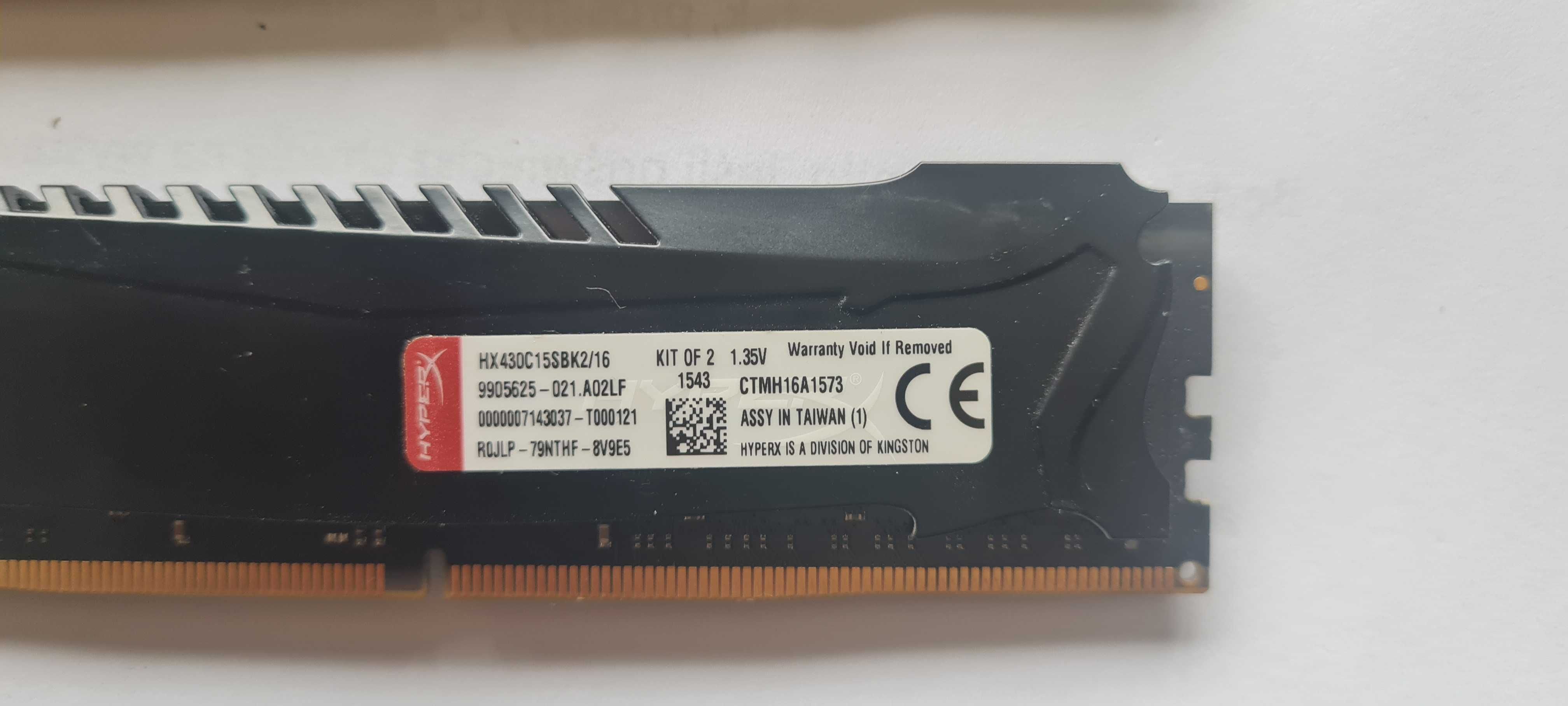 Pamięć HyperX Savage, DDR4, 16 GB, 3000MHz, CL15 (HX430C15SBK2/16)