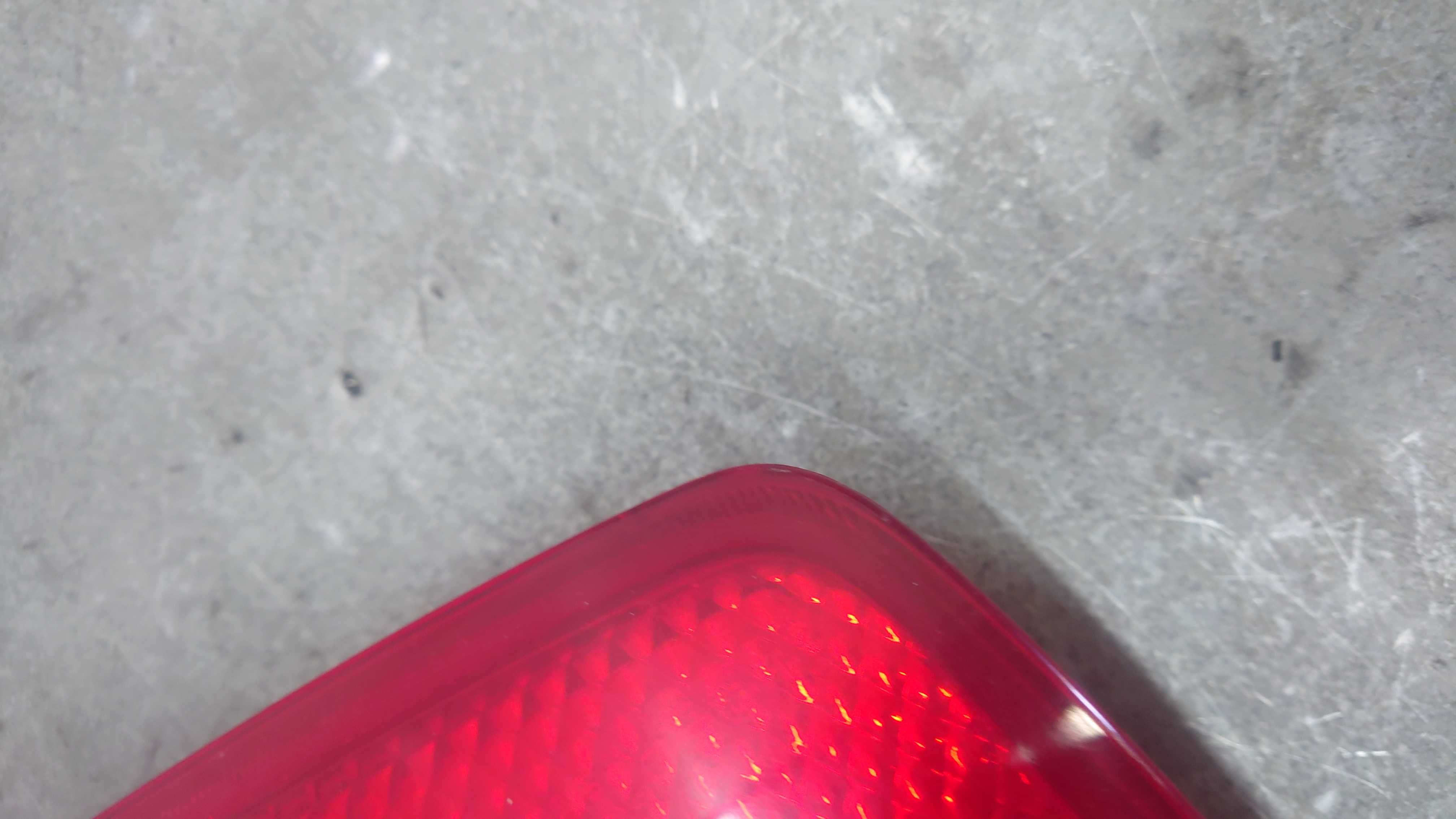 Skoda Fabia I 1 MK1 Hatchback Lampa Prawy Tył Prawa Tylna PT