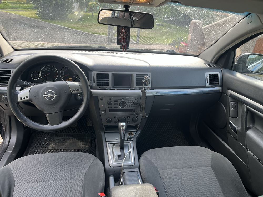 Opel Vectra C kombi 3.2 v6 automat