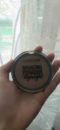 Brązer Bronzing Powder Highlight max&more