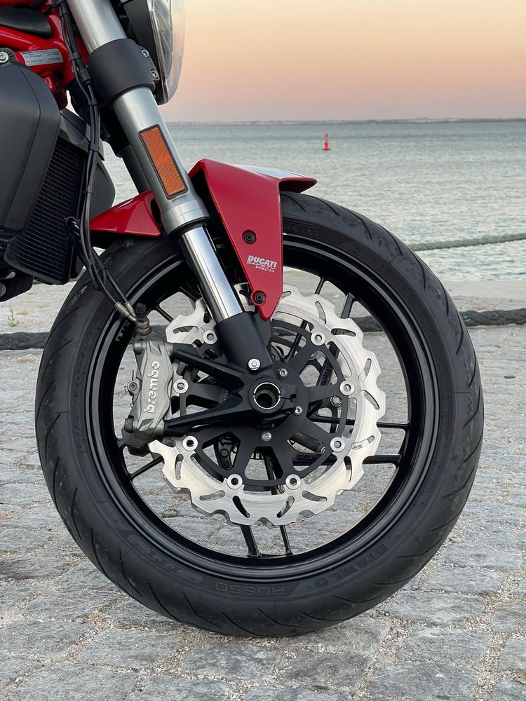 Ducati Monster 821 Stripe