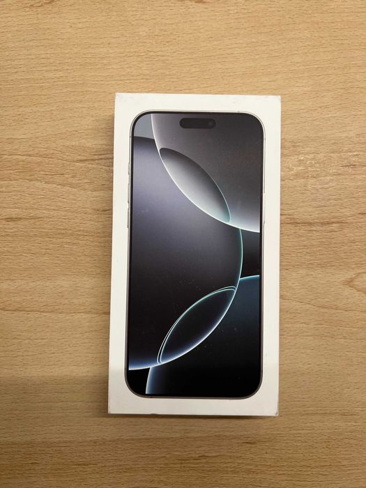 Apple iPhone 16 Pro Max 8 GB / 256 GB 5G biały tytan gwarancja