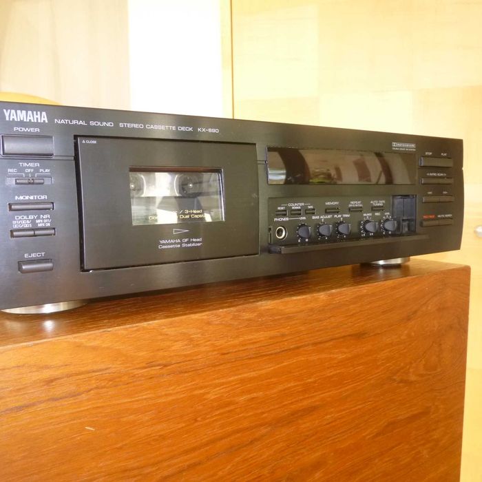 Leitor de cassetes YAMAHA KX 690