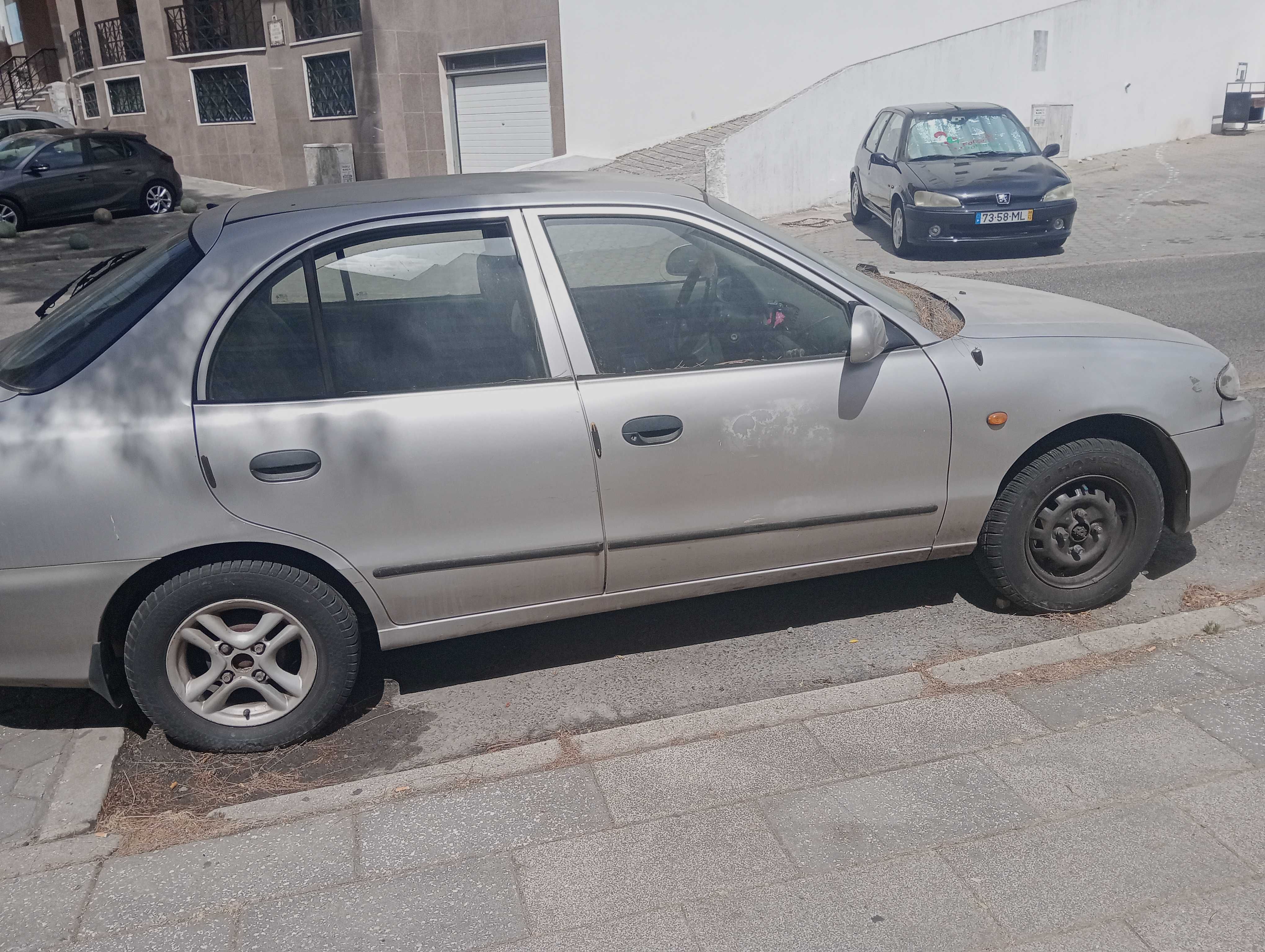 Hyundai accent s/ documentos