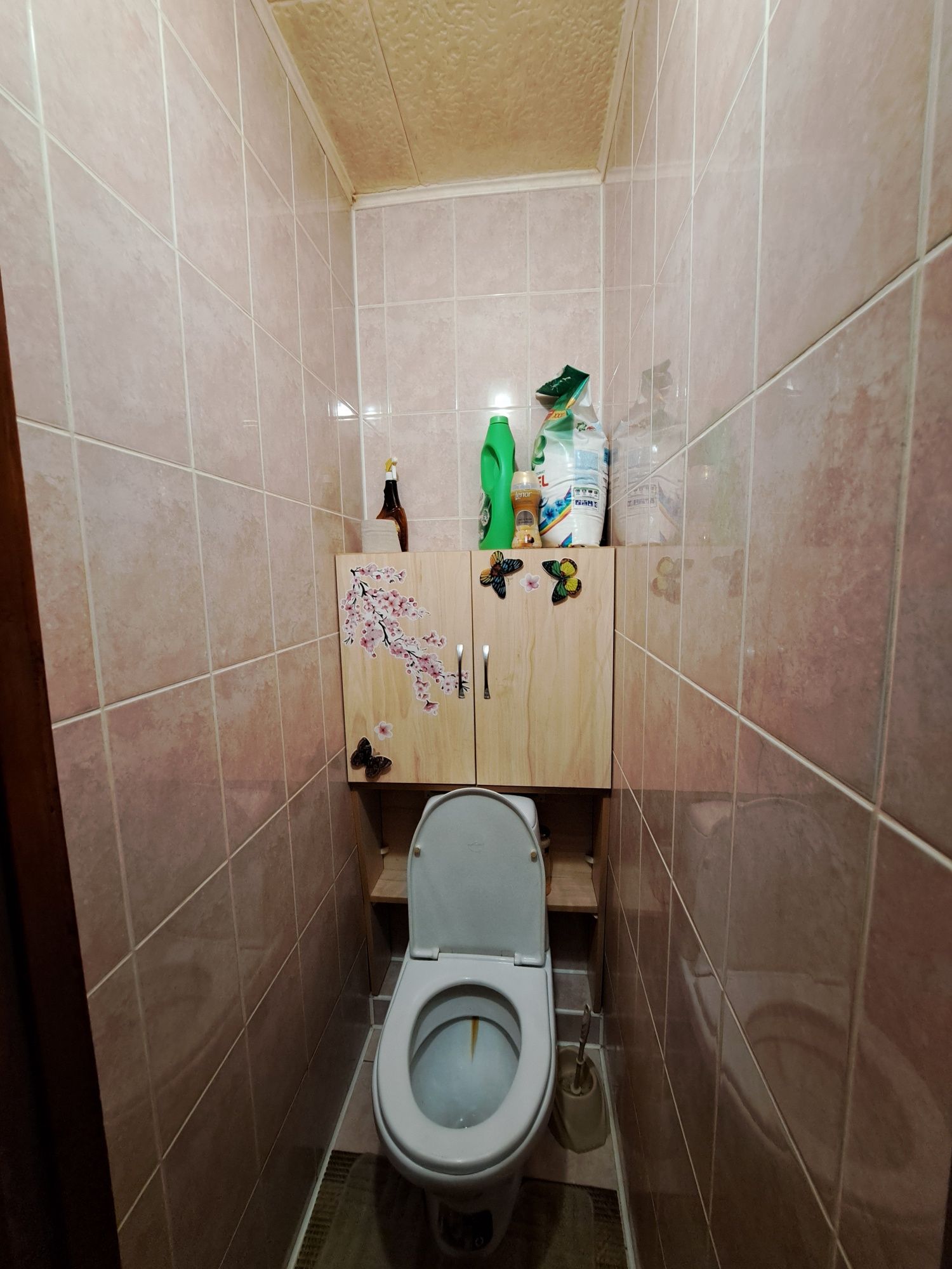 Продам 2-к квартиру, район Шкільний,  з ремонтом